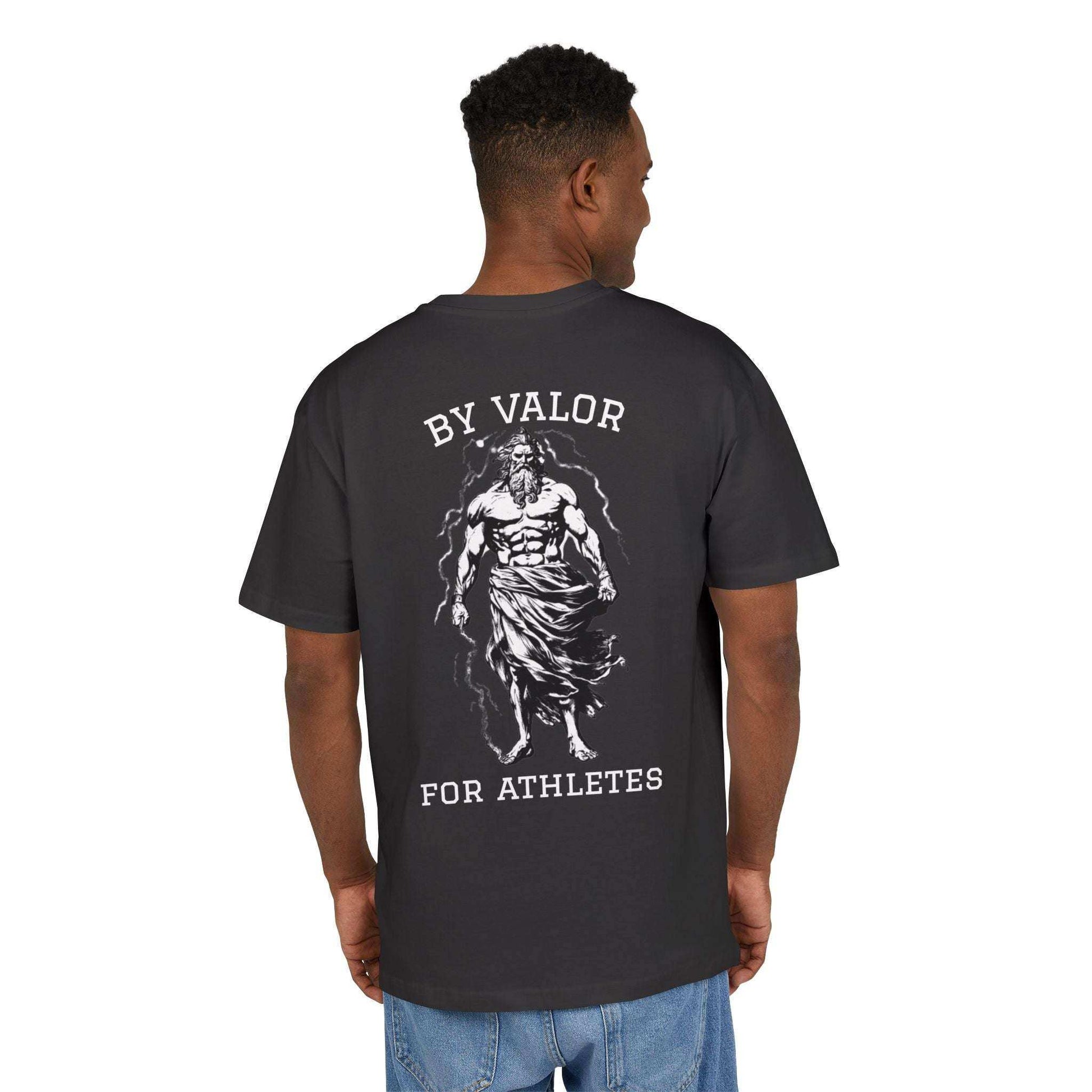 Tee shirt oversize noir VALOR – Pour les Athlètes porter par un sportif