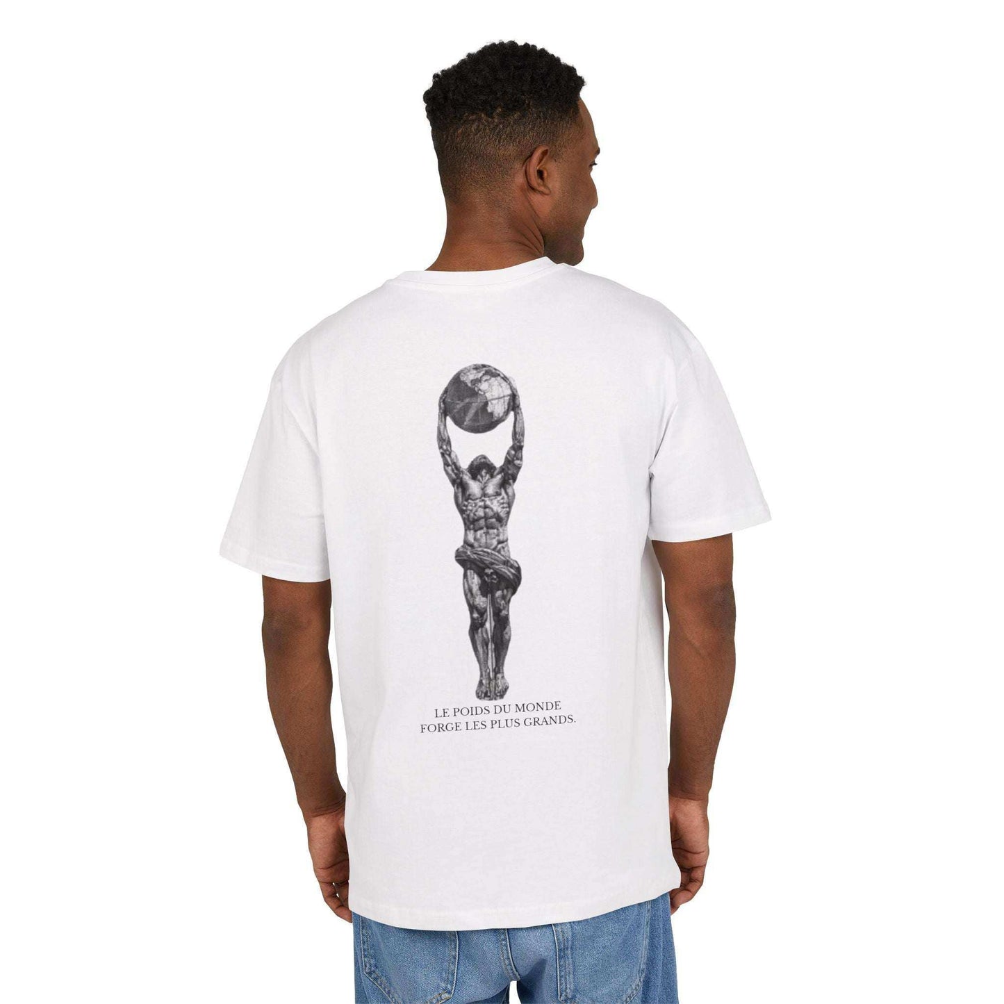 Tee shirt oversize VALOR – Le Poids du Monde blanc porter par un sportif