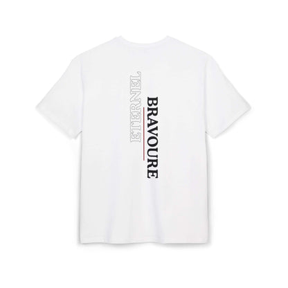 Tee-shirt blanc VALOR – Bravoure Éternelle avec texte vertical blanc et rouge, symbole de courage et persistance.