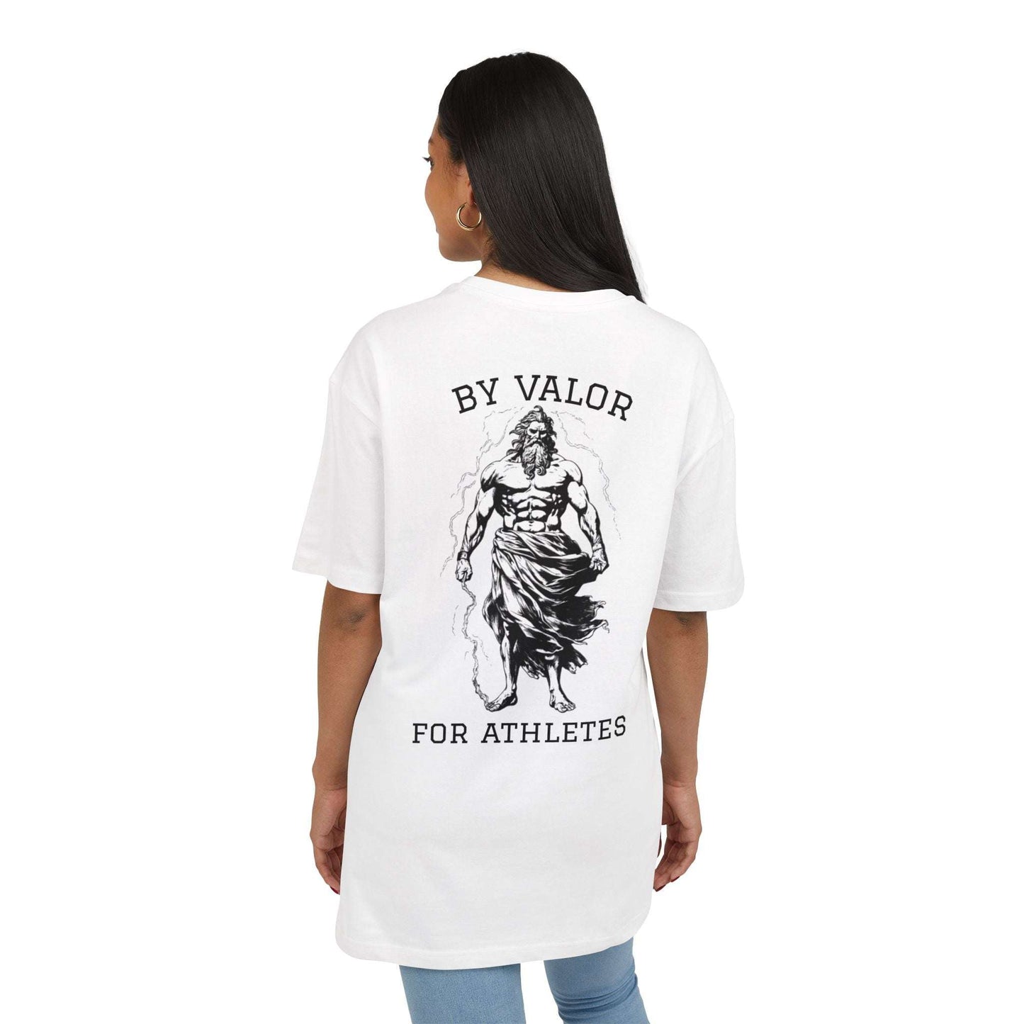 Tee shirt oversize blanc VALOR – Pour les Athlètes porter par un sportif