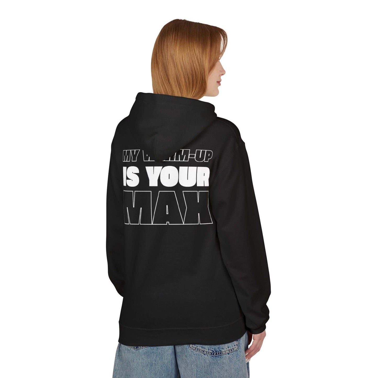 Hoodie noir VALOR porté par un athlète