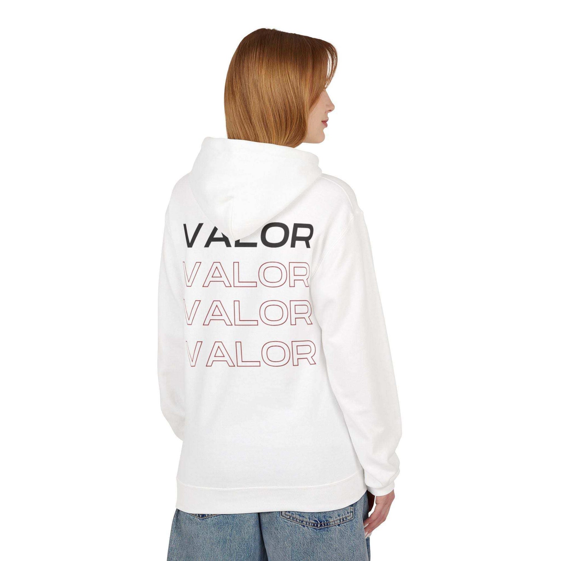 Sweat a capuche VALOR – Street Repeat porter par un sportif