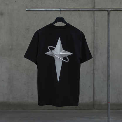 T-shirt VALOR – Gravité noir avec étoile métallique et anneau imprimés, coton premium confortable, style streetwear sportif.